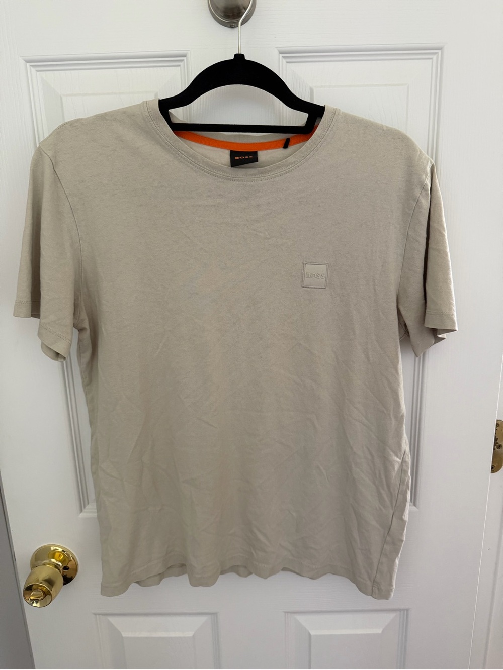 Men's Hugo Boss Tan Cream Colored Short Sleeve Tee Shirt Size Medium